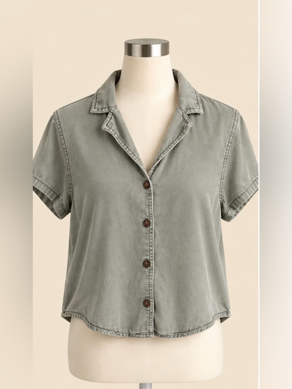 C&C California Sage Green Lyocell Button Down Shirt S Short Sleeve